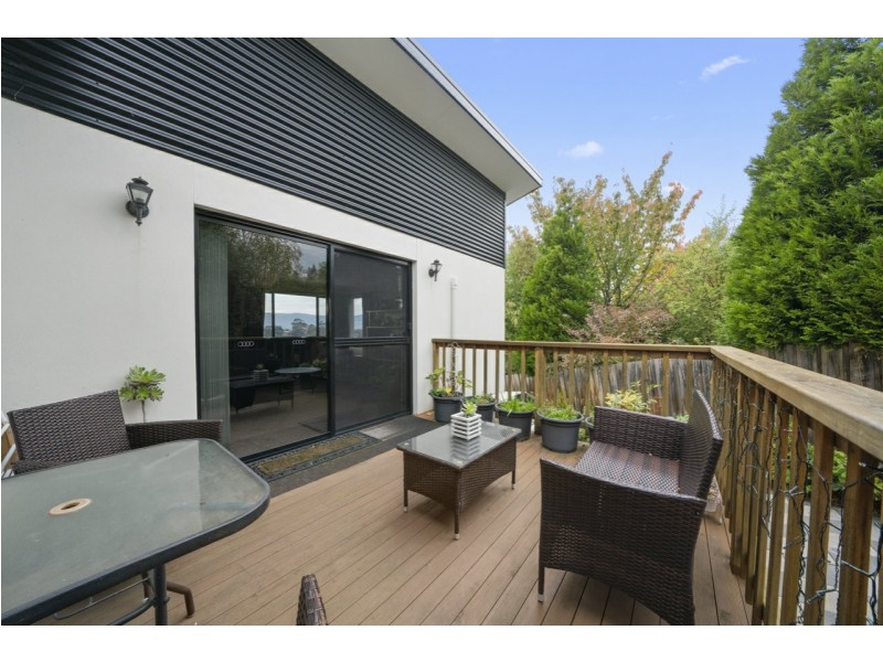 Villa 2/24 Govett Rise, Austins Ferry TAS 7011