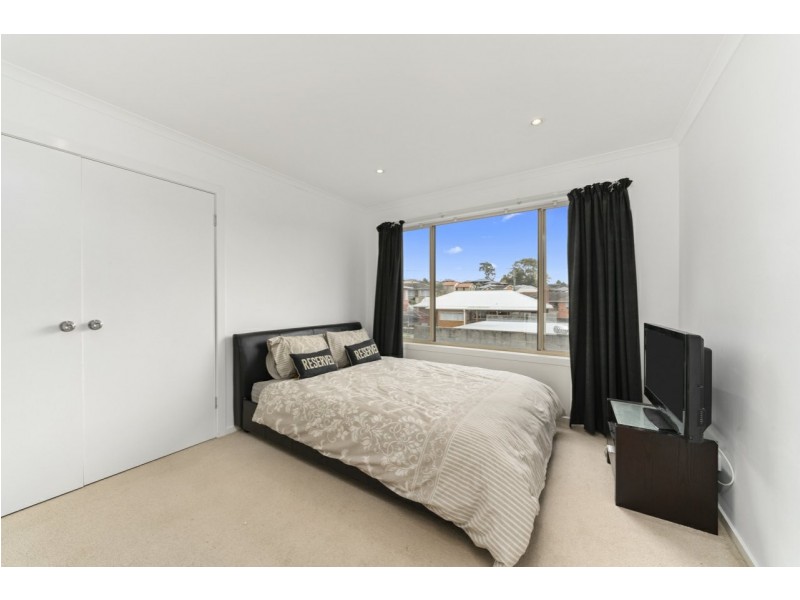 2/7b Tavistock Road, Austins Ferry TAS 7011