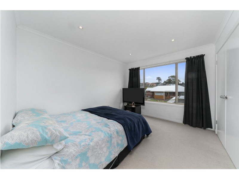 2/7b Tavistock Road, Austins Ferry TAS 7011