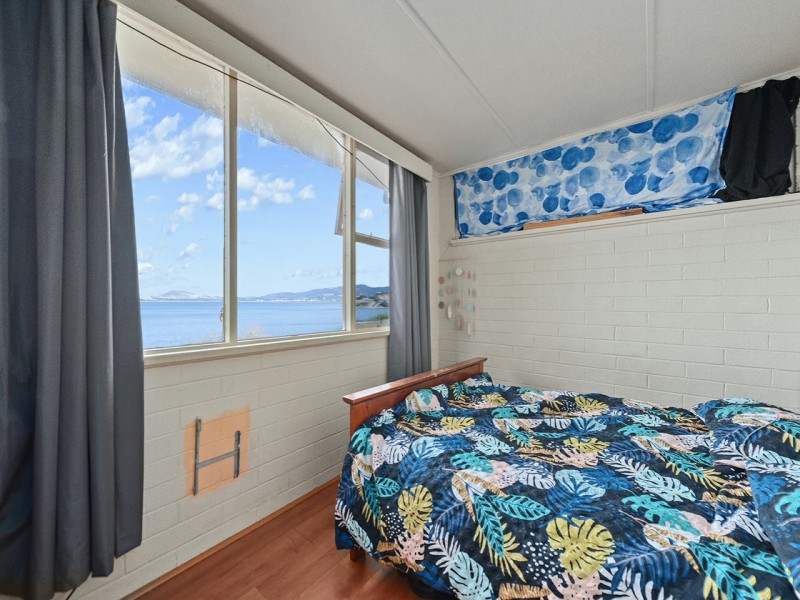 565 Shark Point Road, Penna TAS 7171