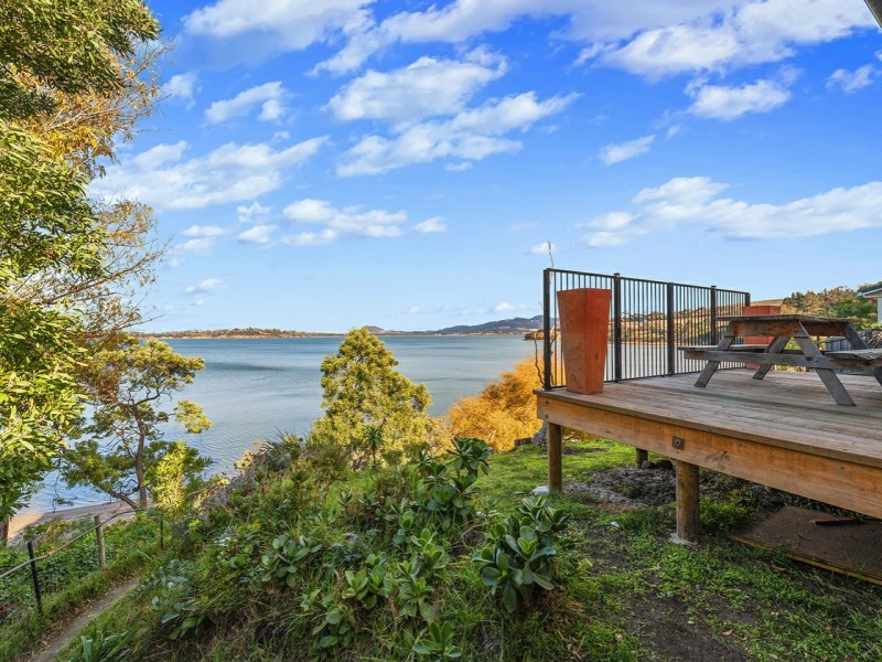 565 Shark Point Road, Penna TAS 7171