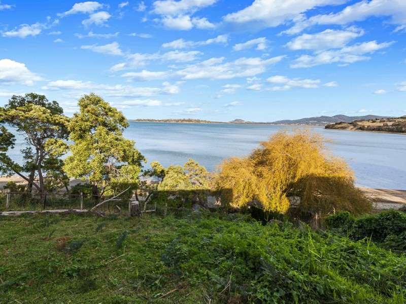 565 Shark Point Road, Penna TAS 7171