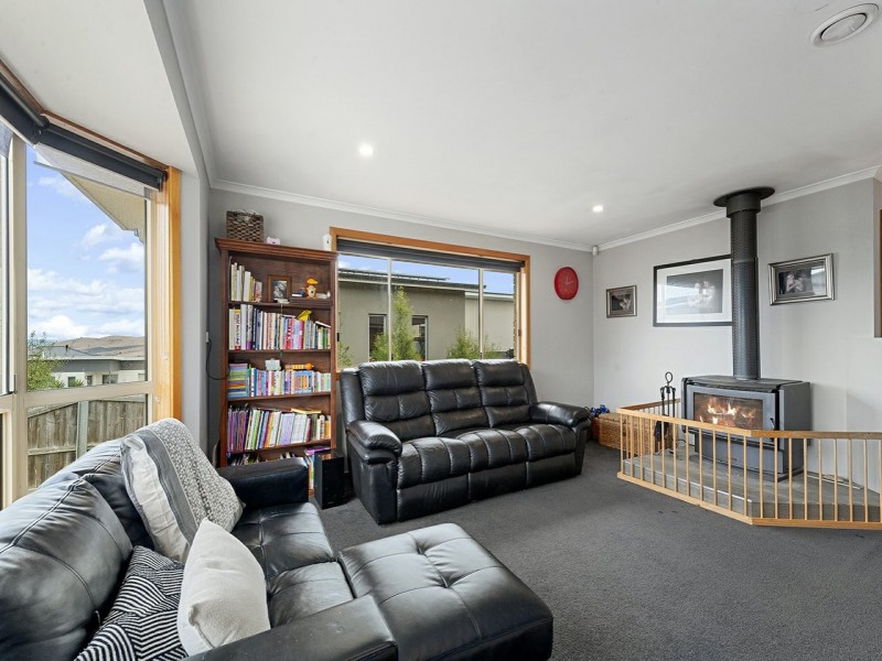19 Ivy Close, Oakdowns TAS 7019