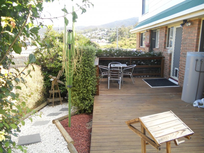 8/88 Hilton Rd, Claremont TAS 7011