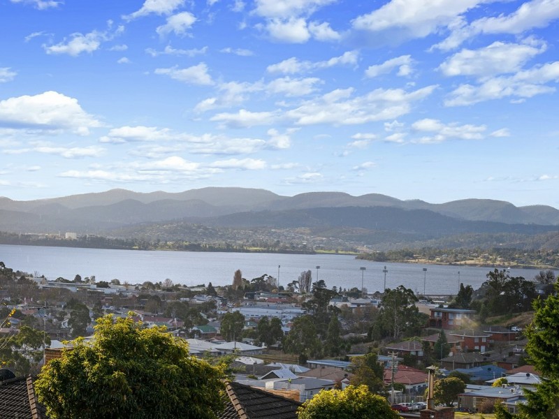 27 Twelfth Avenue, West Moonah TAS 7009