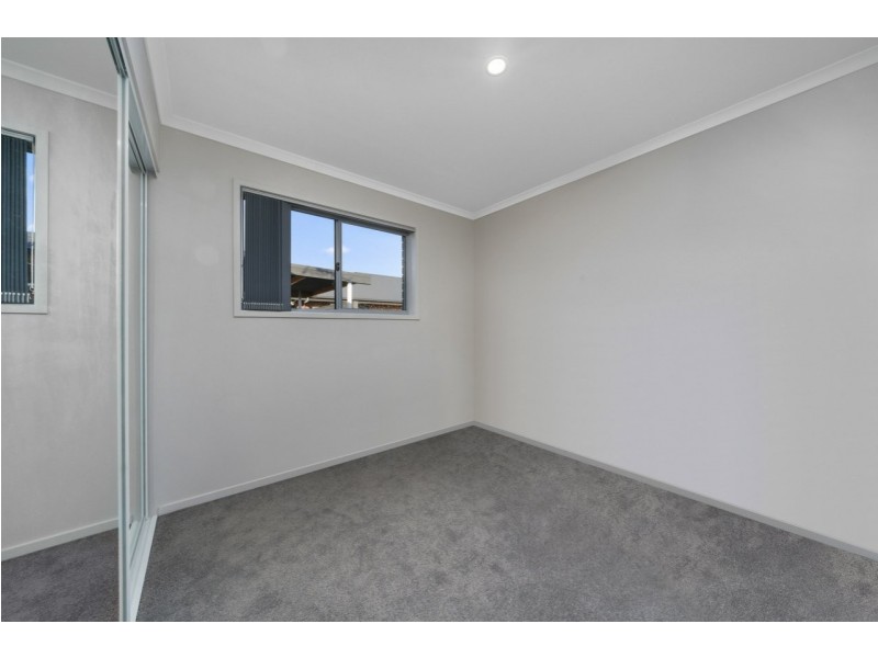 1/25 Mariah Crescent, Oakdowns TAS 7019