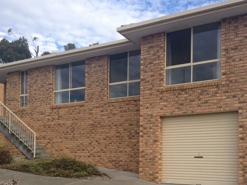 2/6 Peppo Court, Glenorchy TAS 7010
