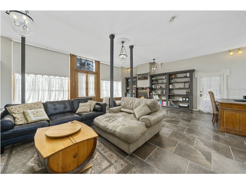 121 Main Street, Kempton TAS 7030