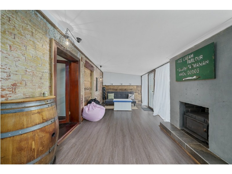 121 Main Street, Kempton TAS 7030