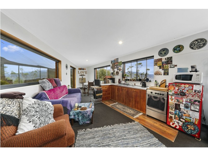 9 Castlereagh Court, Lenah Valley TAS 7008