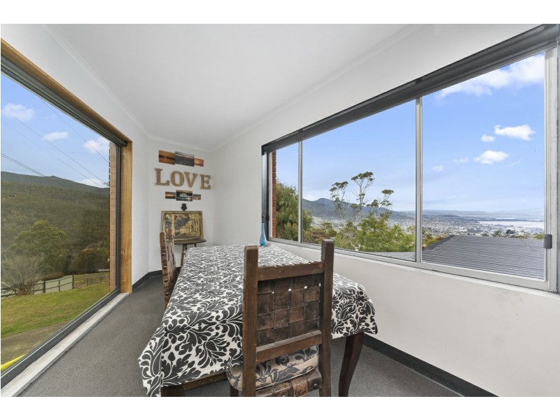 9 Castlereagh Court, Lenah Valley TAS 7008
