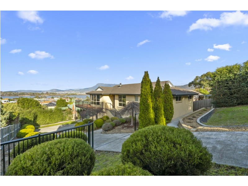 10 Grevillea Avenue, Old Beach TAS 7017