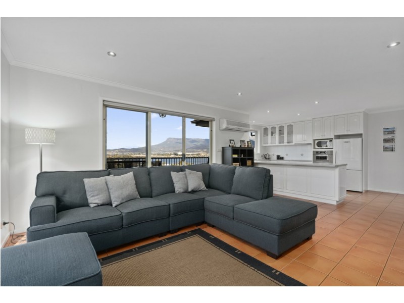 10 Grevillea Avenue, Old Beach TAS 7017