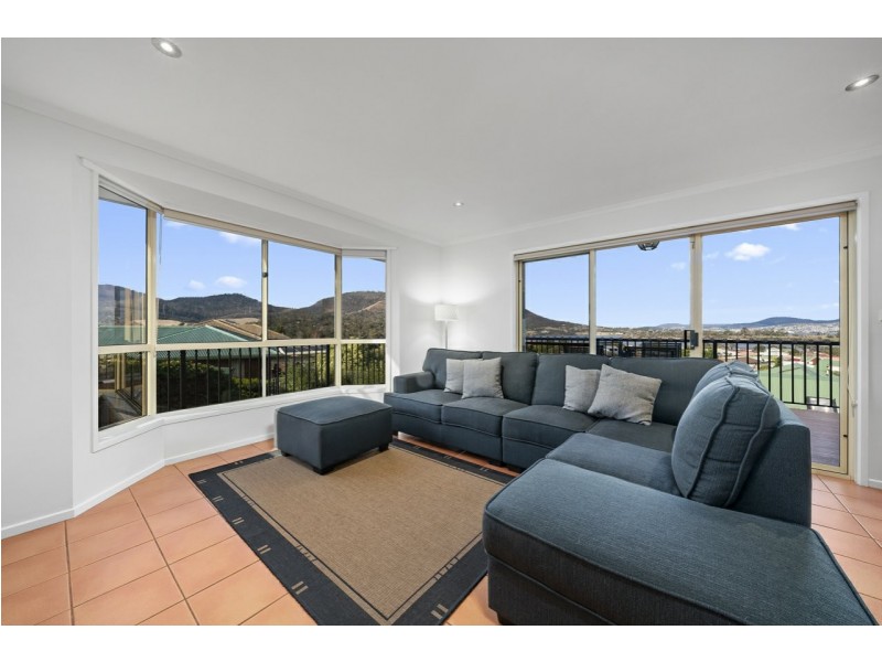10 Grevillea Avenue, Old Beach TAS 7017