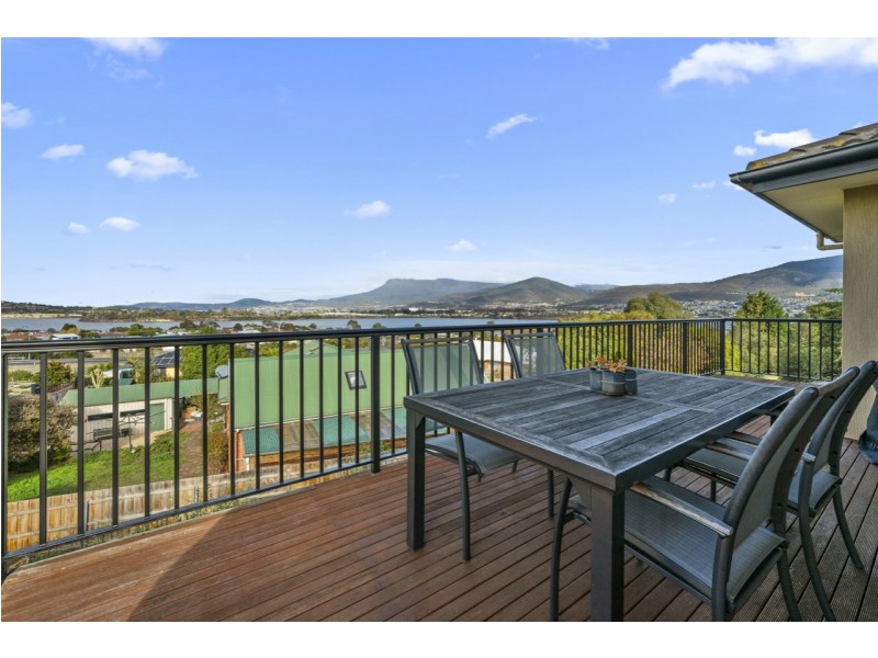 10 Grevillea Avenue, Old Beach TAS 7017