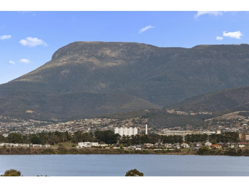 10 Grevillea Avenue, Old Beach TAS 7017