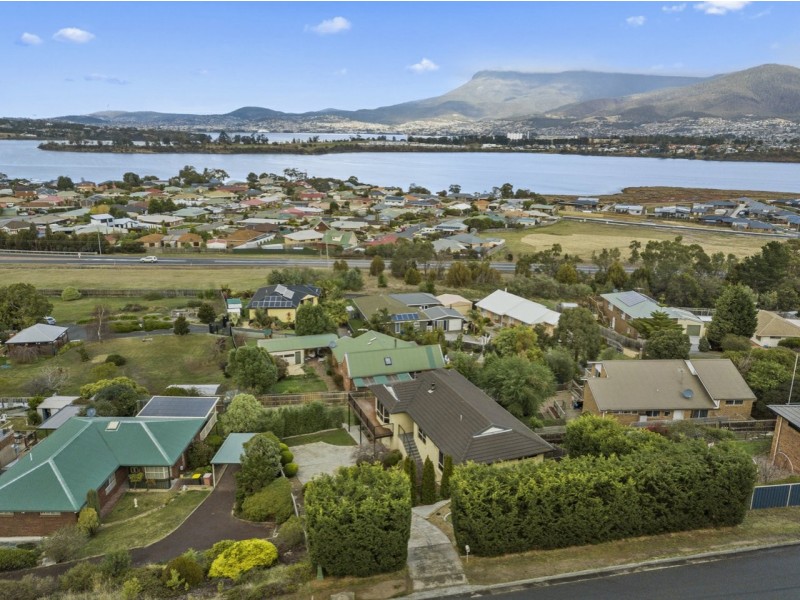 10 Grevillea Avenue, Old Beach TAS 7017