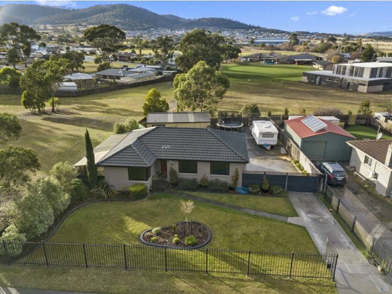 118 Duntroon Drive, Rokeby TAS 7019