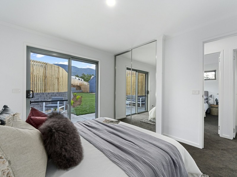 9/18 Carnegie Street, Claremont TAS 7011