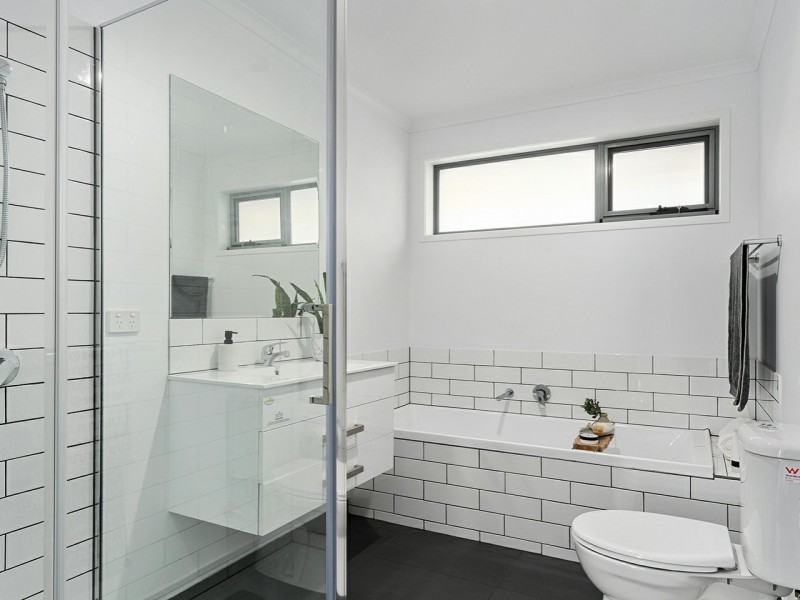 9/18 Carnegie Street, Claremont TAS 7011