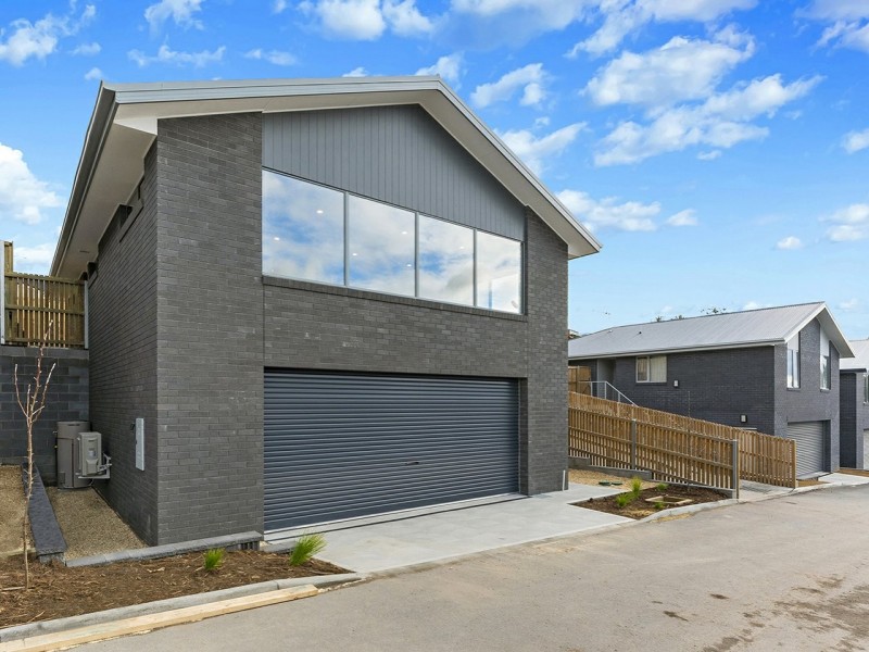 9/18 Carnegie Street, Claremont TAS 7011