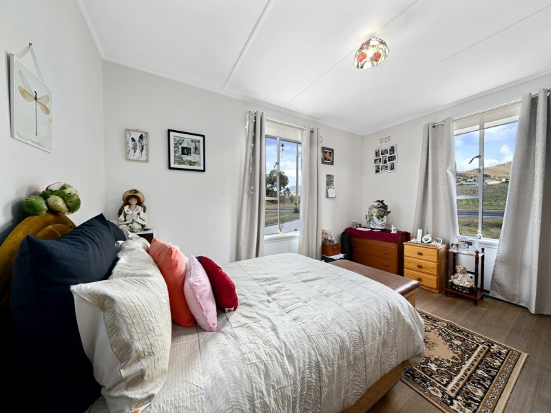 20 Malabar Road, Claremont TAS 7011