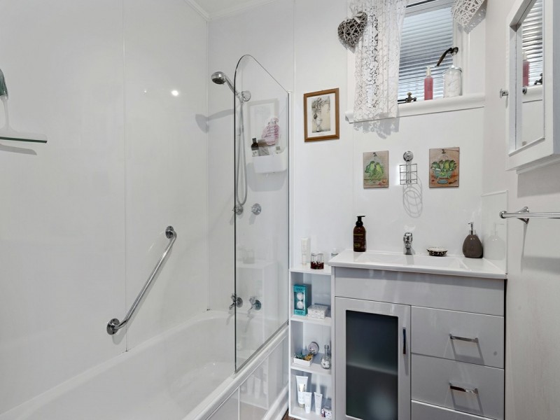 20 Malabar Road, Claremont TAS 7011