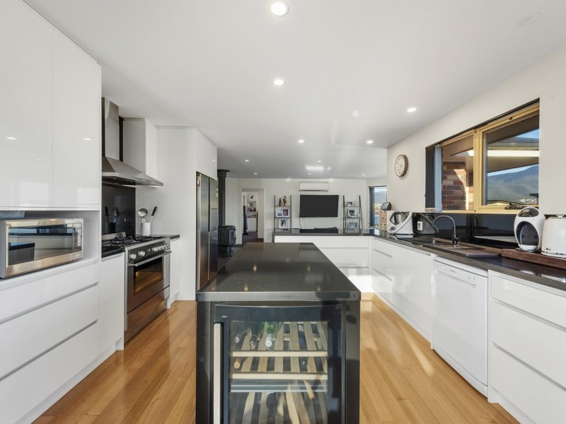 1 Calm Place, Old Beach TAS 7017