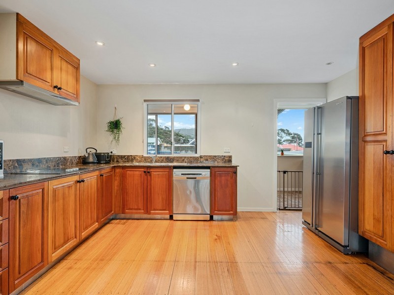 4 Bycool Circle, Chigwell TAS 7011