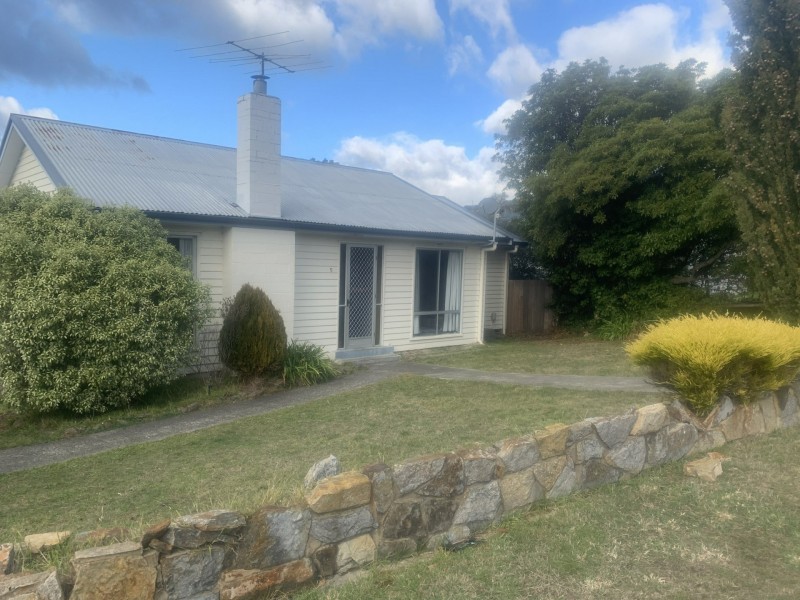 5 Illawarra Road, Glenorchy TAS 7010
