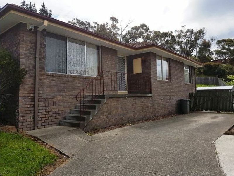 14 Kilander Crescent, Berriedale TAS 7011