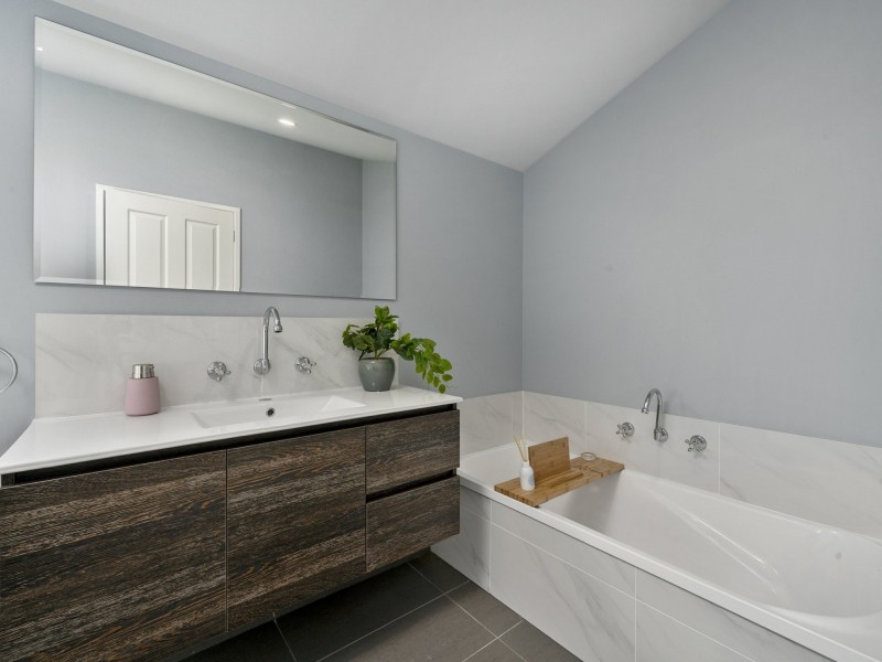 27 Riviera Drive, Old Beach TAS 7017