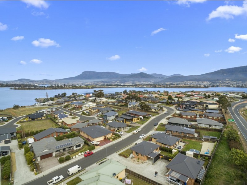 Unit 1/61 Churinga Waters Drive, Old Beach TAS 7017