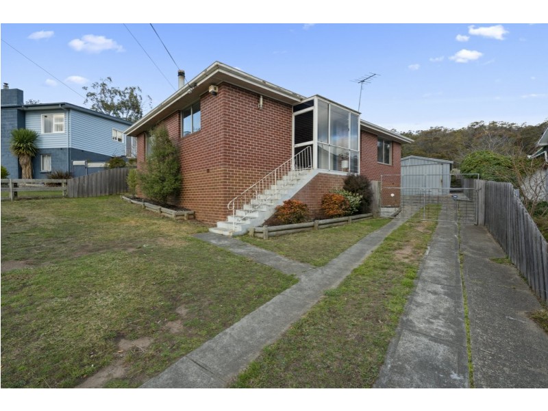 15 Carawa Street, Mornington TAS 7018