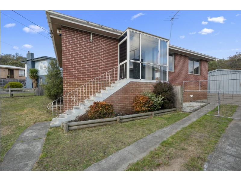 15 Carawa Street, Mornington TAS 7018