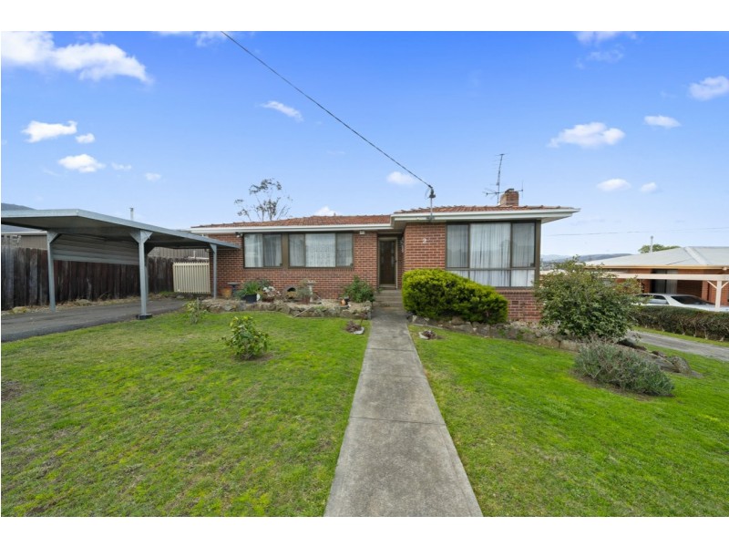 2 Eltham Place, Claremont TAS 7011
