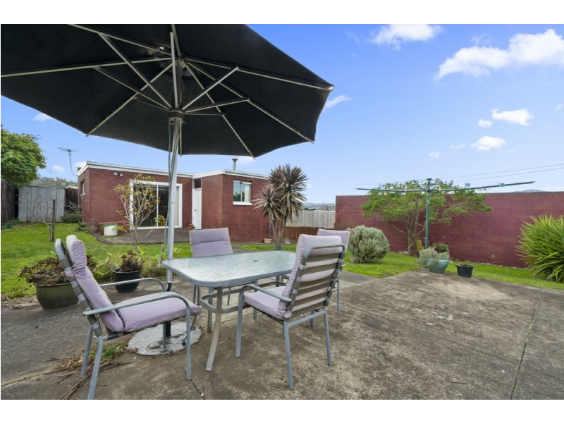 2 Eltham Place, Claremont TAS 7011