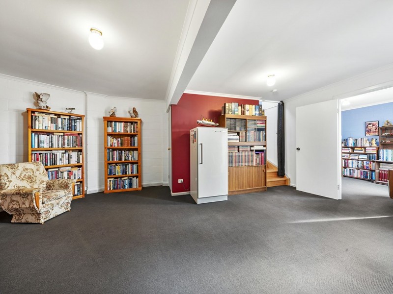 1/52 Rosehill Crescent, Lenah Valley TAS 7008