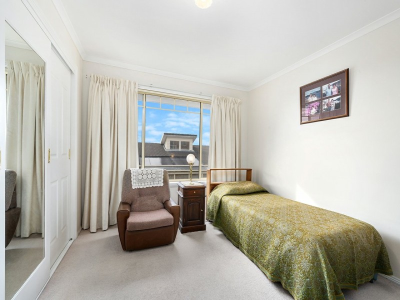 1/52 Rosehill Crescent, Lenah Valley TAS 7008