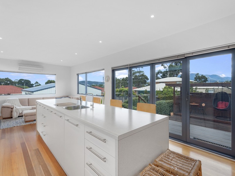 89 Clarence Street, Bellerive TAS 7018