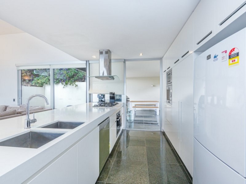 18 Aotea Road, Sandy Bay TAS 7005