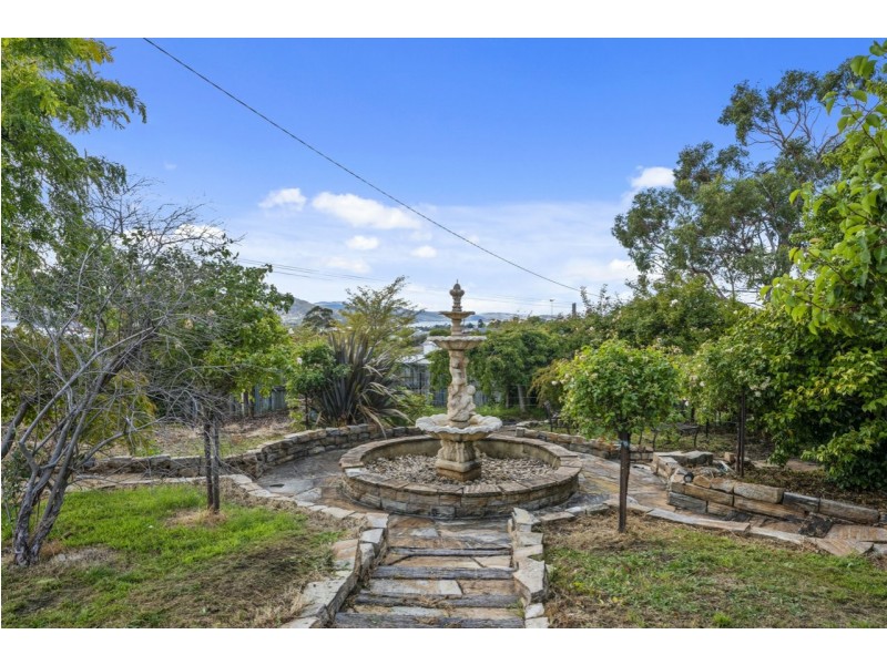 35 Cleburne Street, Claremont TAS 7011