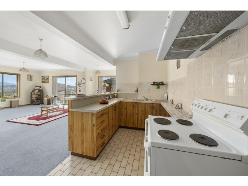 450 Oceana Drive, Howrah TAS 7018