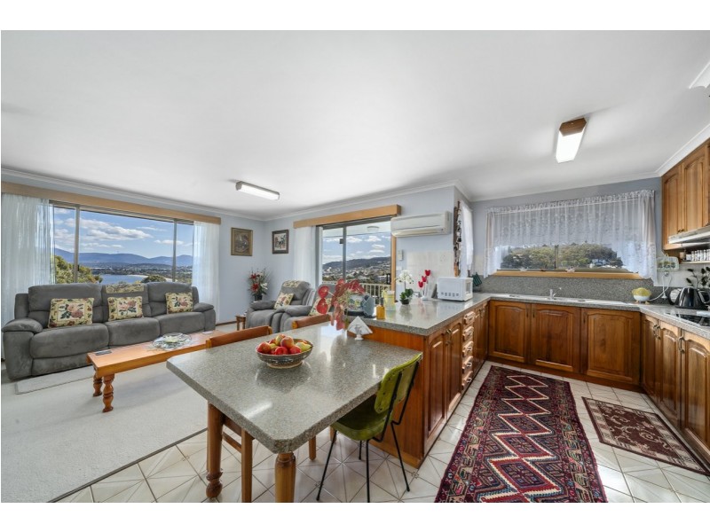 450 Oceana Drive, Howrah TAS 7018