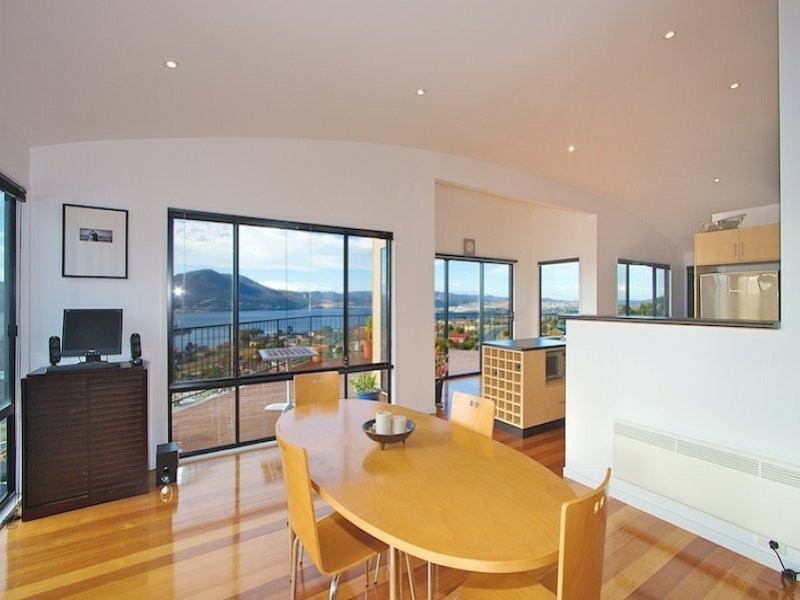 10 Nathan Street, Berriedale TAS 7011