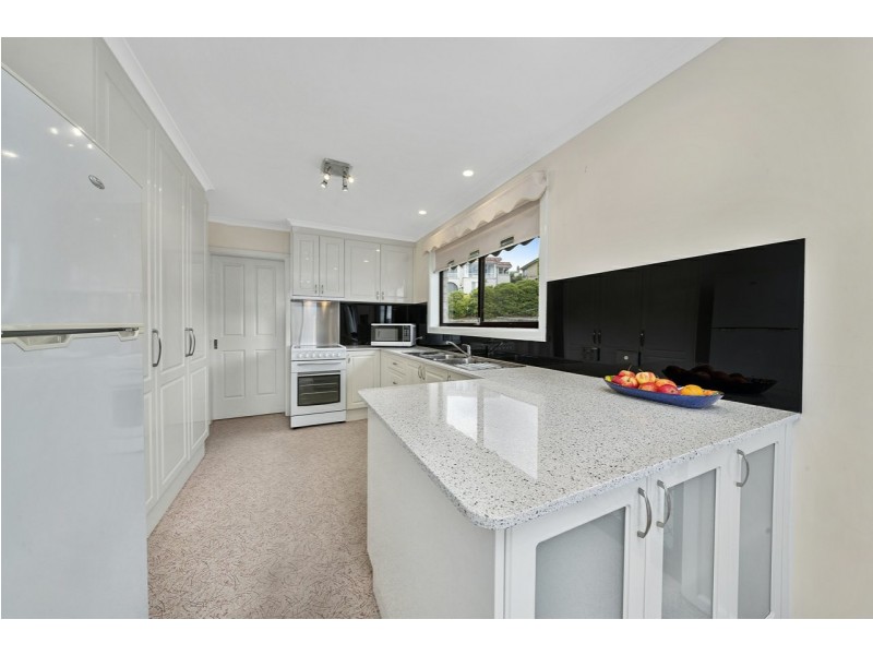 10 Galston Road, Montrose TAS 7010