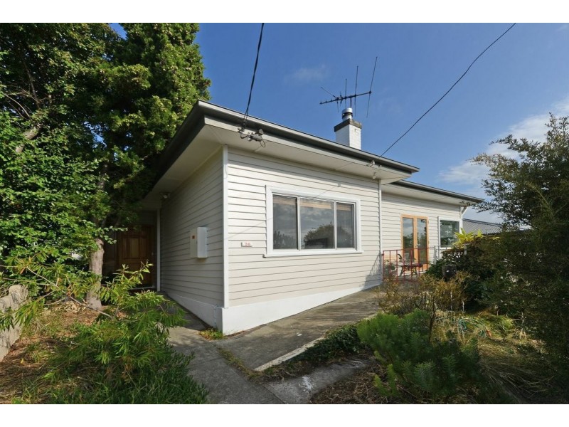 36 Burnside Avenue, New Town TAS 7008