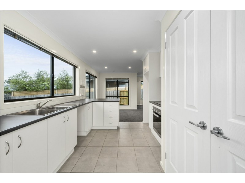 3/29 Mariah Crescent, Oakdowns TAS 7019