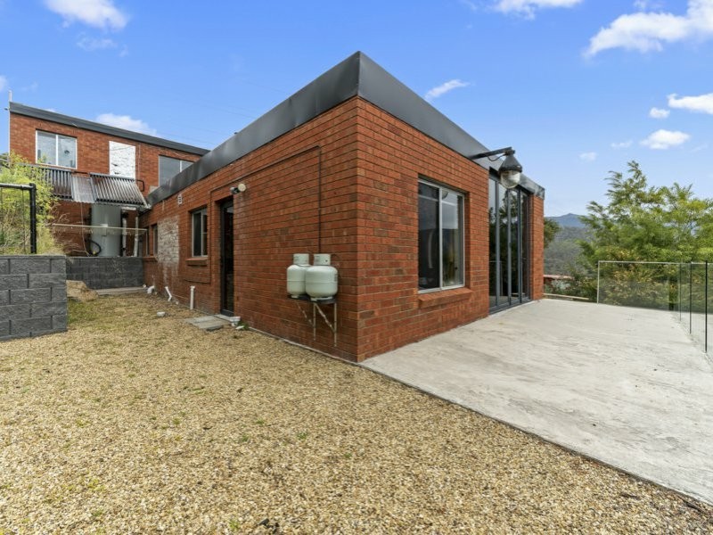 2/9 Castlereagh Court, Lenah Valley TAS 7008
