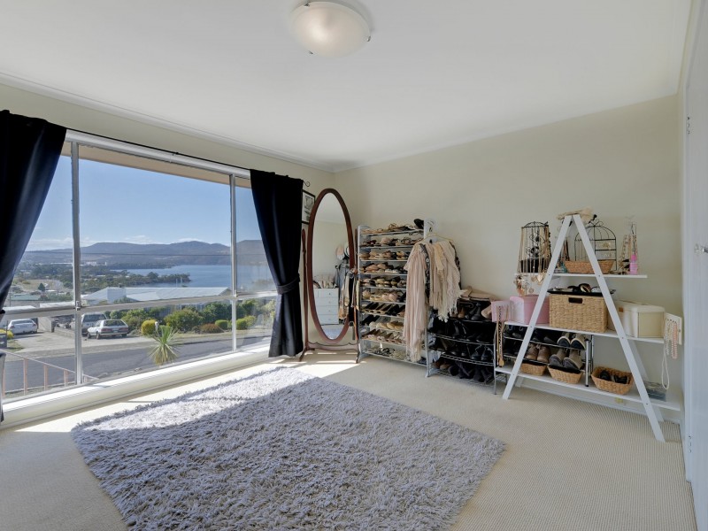 25 Danina Street, Chigwell TAS 7011